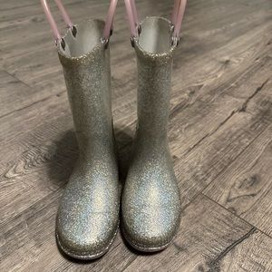 Kids size 11 Western Chief rain boots with light up heels